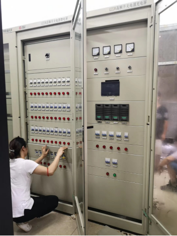 升级并运行正常，最后盖面板