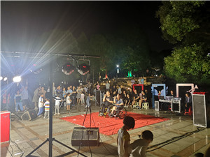 湖南AG旗舰厅电源致敬真英雄