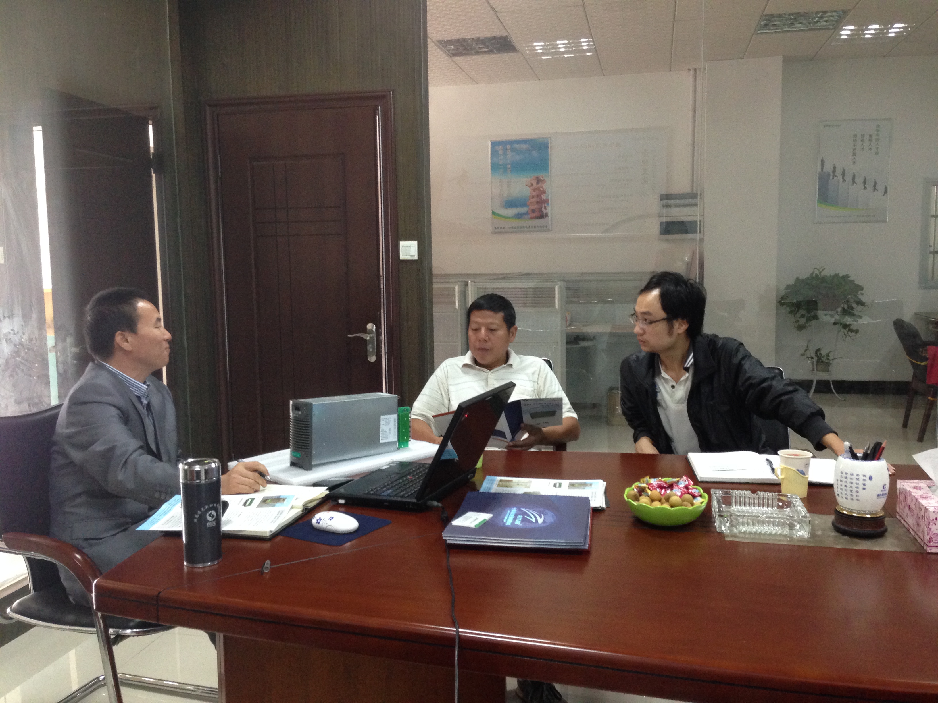 湖南紫光高层莅临AG旗舰厅电源考察