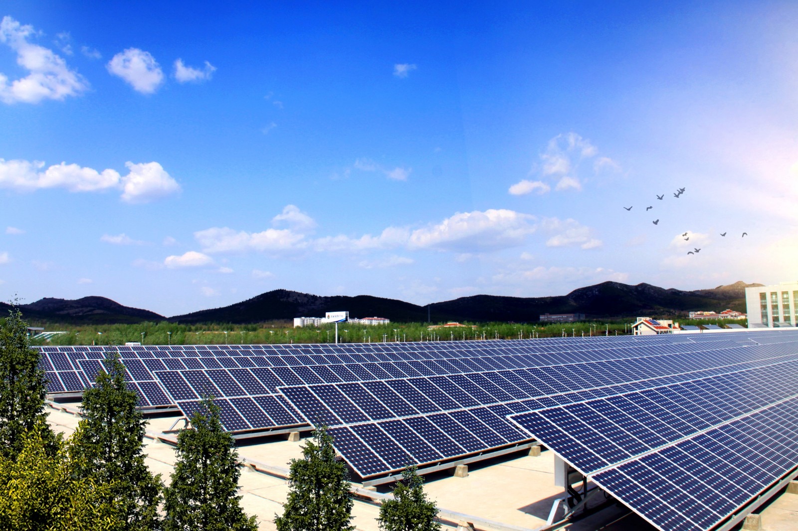 光伏发电1.jpg 光伏发电1.jpg